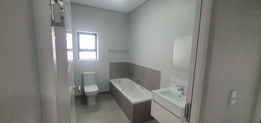 2 Bedroom Property for Sale in Hartland Lifestyle Estate Western Cape